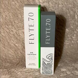 FLYTE.70 L+L.LipLacquer